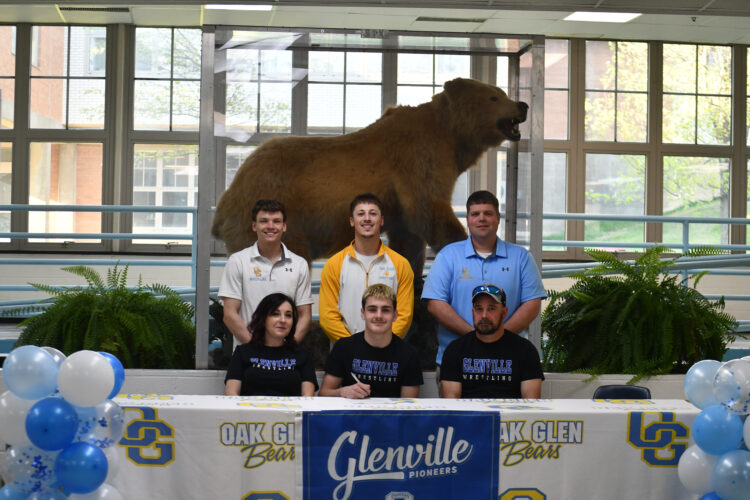 Golden Bears' Wolanski Joining Pioneers Wrestling
